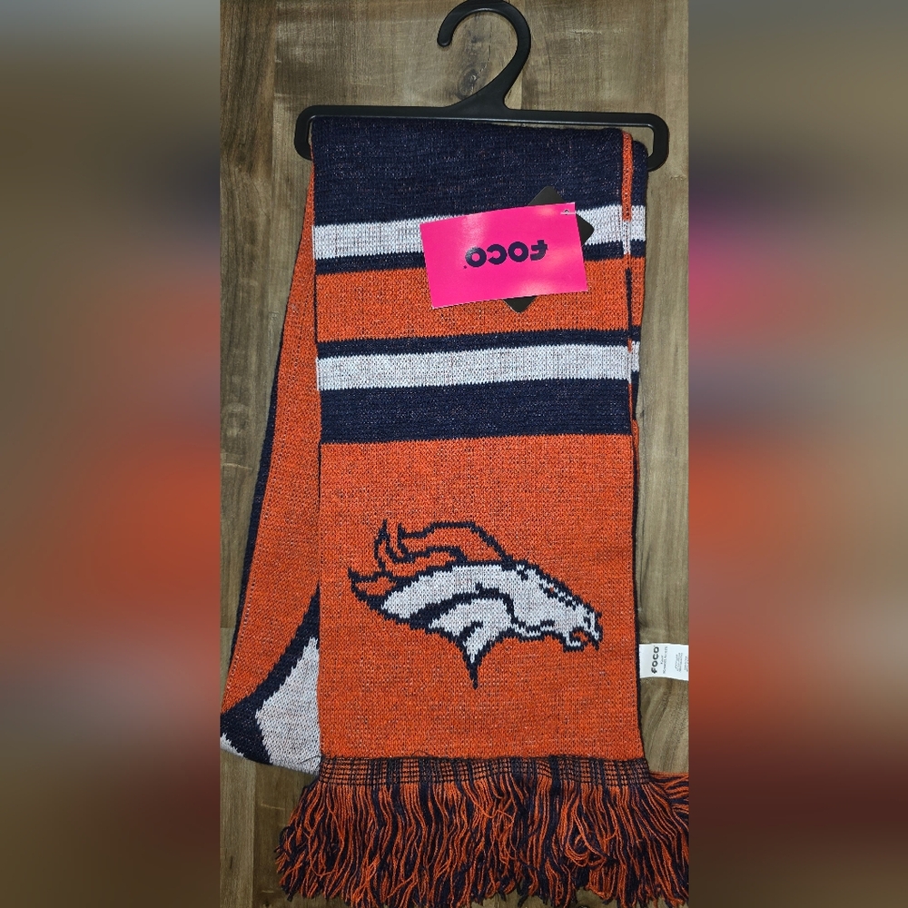 NFL Reversible Denver Broncos scarf 67" from fringe to fringe